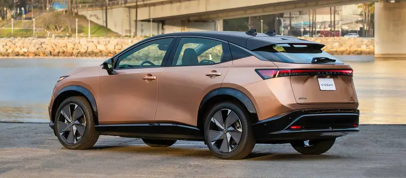 Nissan Ariya Handbücher und Benutzerhandbücher